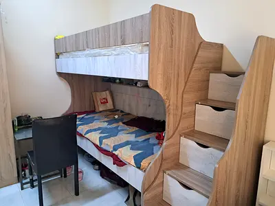 Ladies bed space available in sharjah double bed space up and down