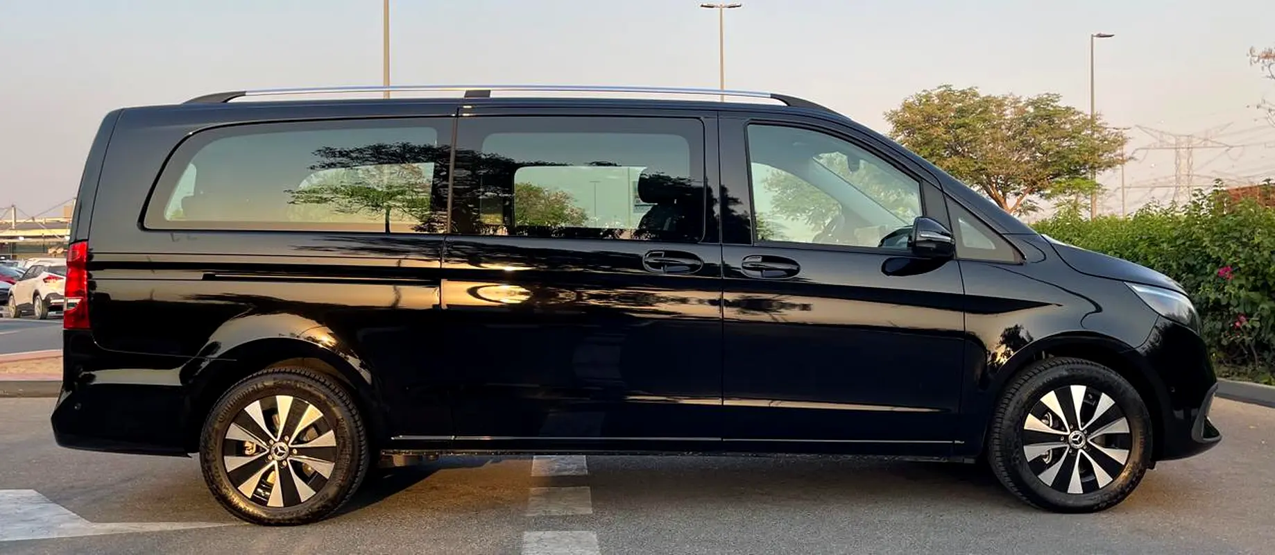Mercedes-Benz V-Class 2025