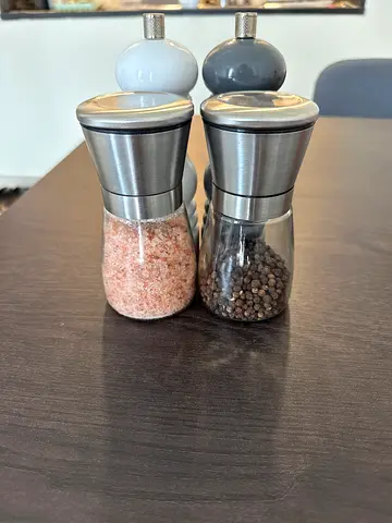Stainless Steel Salt and Pepper Grinder Set (Himalayan Salt + Black Pepper)