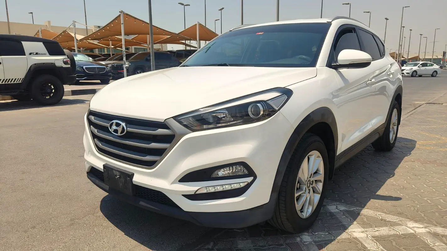 Hyundai Tucson 2018 — photo 1 of 19