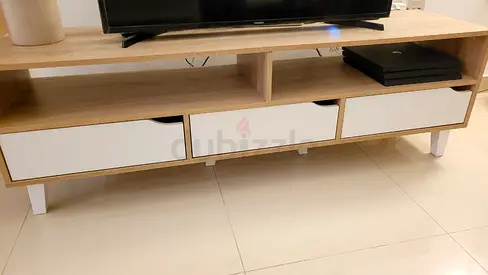 TV Stand Oakwood