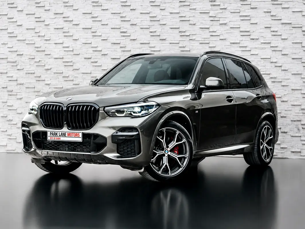 BMW X5 2023 — photo 1 of 20