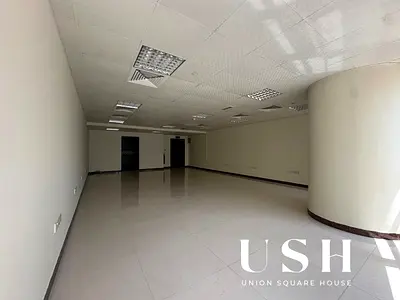 Open Layout | Close to DMCC metro | SZR View