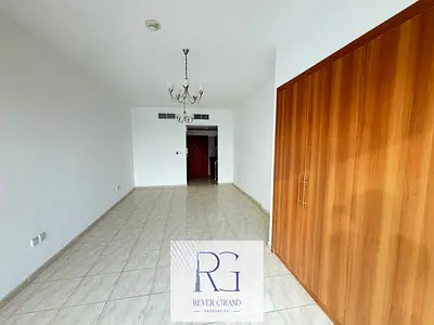 Upgraded Studio | Vacant | Stunning View