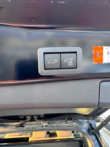2026 Toyota RAV 4 照片 14
