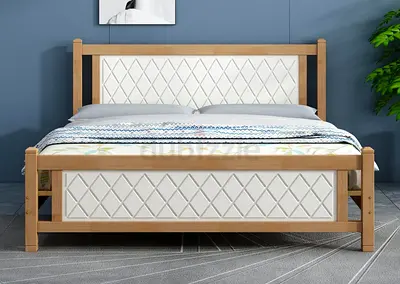 Beautiful Solid Wood King Size Bed With Medicle Mattress