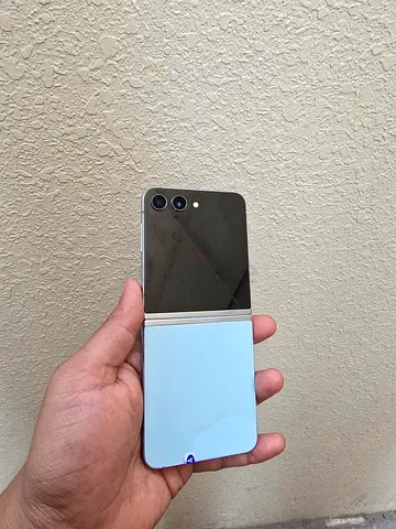 Samsung Galaxy Z Flip 5