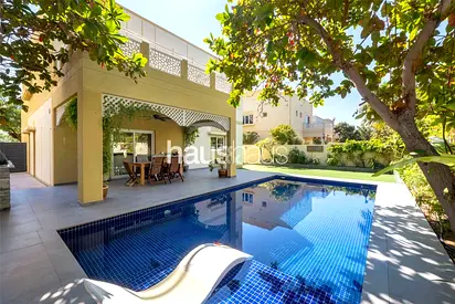 Renovated | Large 4 Bed | Private Pool