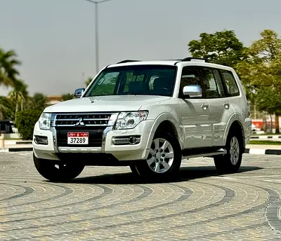 Mitsubishi Pajero 2017 GLS Top Line | GCC Specs | Well maintained car