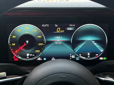 Mercedes-Benz E-Class E 300, миниатюра 10