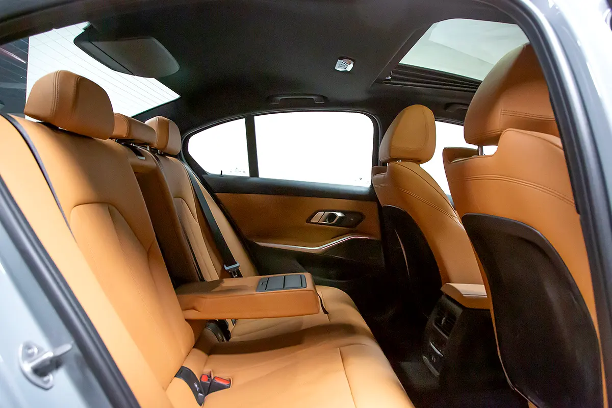 BMW 3-Series 2025