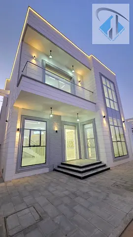 فيلا فاخره للبيع 5 غرف بالزاهية