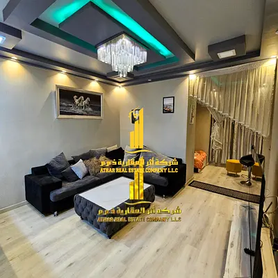 لراغبي الفخامة والتميز شقة فاخرة للايجار الشهري غرفة وصالة باطلالة مفتوحة مفروشة بالكامل باثاث راق جدا مع مطبخ مجهز بالكامل بأحدث الاجهزة ✨