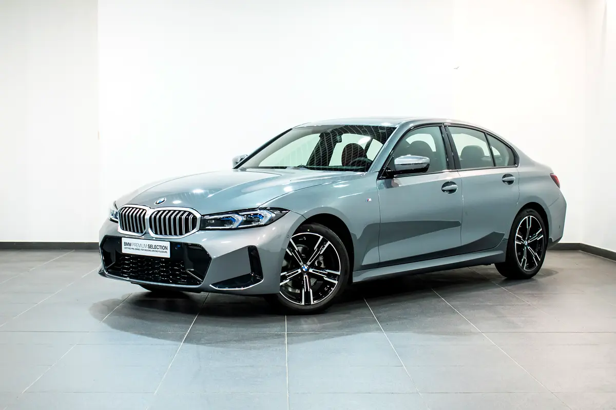 BMW 3-Series 2026 — photo 1 of 13