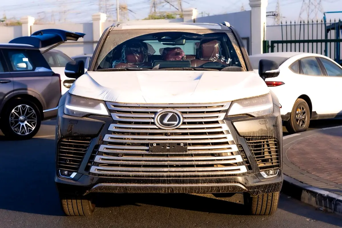 Lexus LX-Series 2026 — photo 1 of 18