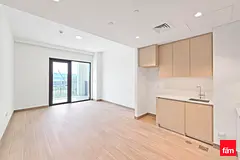 Spacious | Waterfront Living | Chiller Free