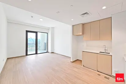 Spacious | Waterfront Living | Chiller Free