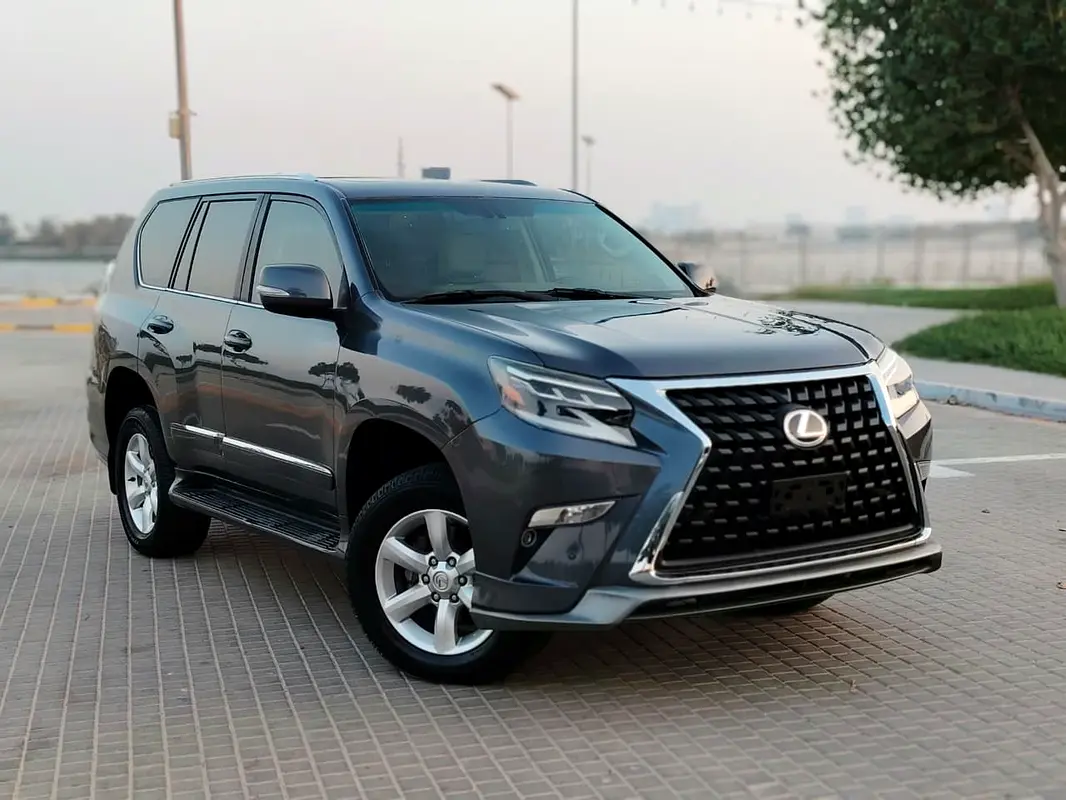 Lexus GX-Series 2010 — photo 1 of 20