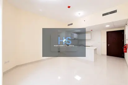 2BR Apartment | Marina Wharf II | Balcony | Pool & City View