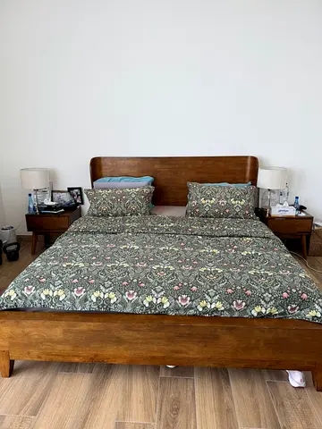 Solid Wood Queen Bed with Matching Nightstands and dresser