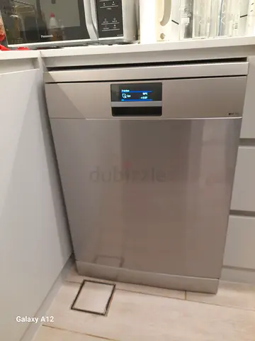 Siemens IQ700 Dishwasher good condition