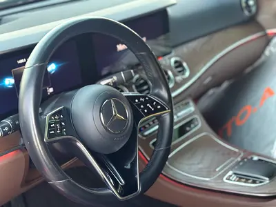 Mercedes-Benz E-Class E 300, миниатюра 5