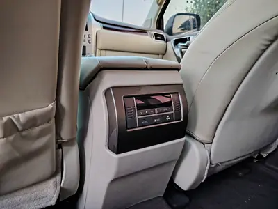 2010 Lexus GX-SERIES — фото 10