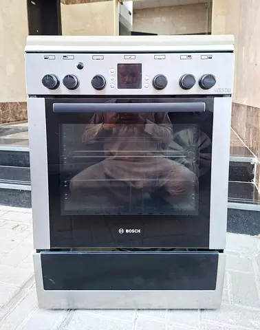 Bosh brand electric oven and gas cooker 60x60