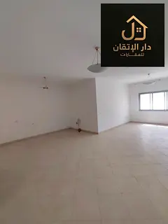 Golden opportunity to rent a 3-bedroom apartment with hall. Very spacious areas in Al Nabba