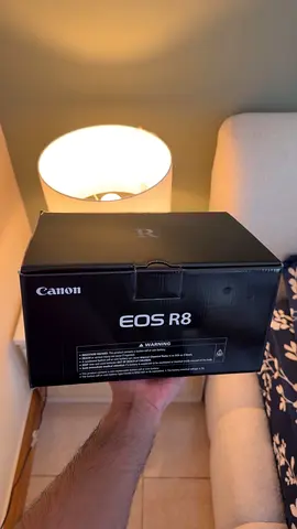Canon Eos R8 Just Body Brand New