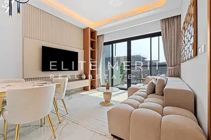 Fully Furnished |Flexible Cheques | Available End of June