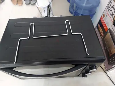 Used countertop oven / toaster in good working condition