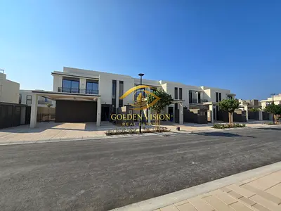 2 Bedroom Townhouse for Rent Falcon Island Al Hamra Village