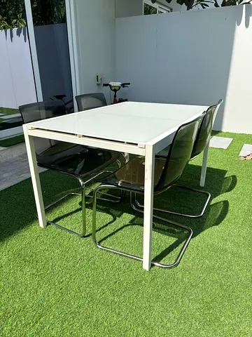 Ikea dining table + 4 tobias chairs