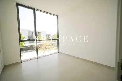 Masaar Community | Spacious Family Estate | Resale