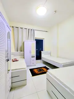 Limited Time Offer! Bed Space For Executive Male With Attached Bath (Ind/Pk/Nepl/Bangl)
