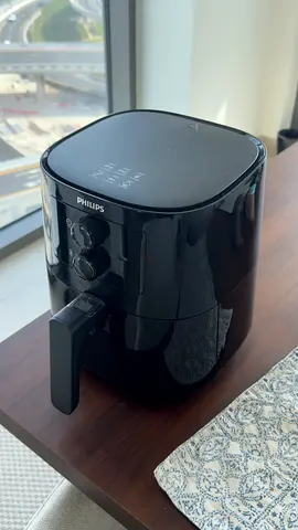 Philips Compact Air Fryer - Good Working Condition