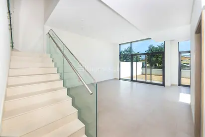 On the Park | Corner unit | Large Plot