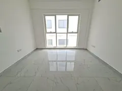 Like brand new building in Al jada out sid 1bhk 2 washroom with master room waldrop