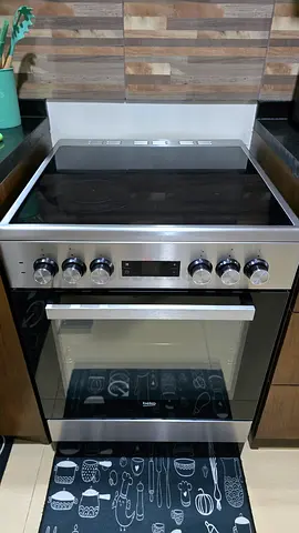 Beko 60cm standing electric cooker  oven - good condition