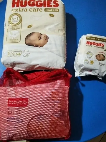 Huggies Extra Care Newborn Diapers - Pack of 64 + free Sample, and special 7 diapers to sell