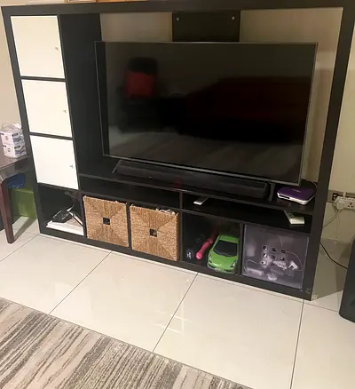 TV Cabinet / Wall Unit with shelves
