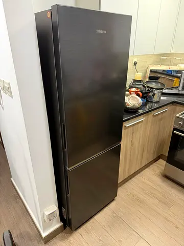 Samsung Black Bottom-Freezer Refrigerator - Good Condition