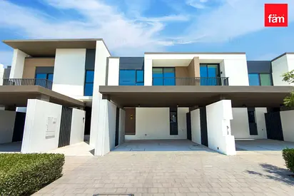 Exclusive 3br Single Row | Brand New |