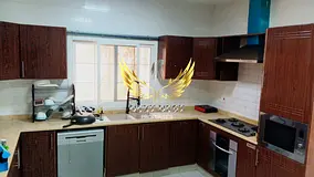 LUXURIOUS 5 BEDROOM VILLA WITH MAID FOR RENT