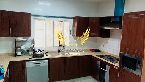 LUXURIOUS 5 BEDROOM VILLA WITH MAID FOR RENT
