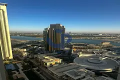 Amazing 1BR APT | Canal View | Corner Unit