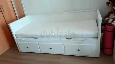 IKEA Hemnes Daybed with 2 Mattresses In Perfect Condition