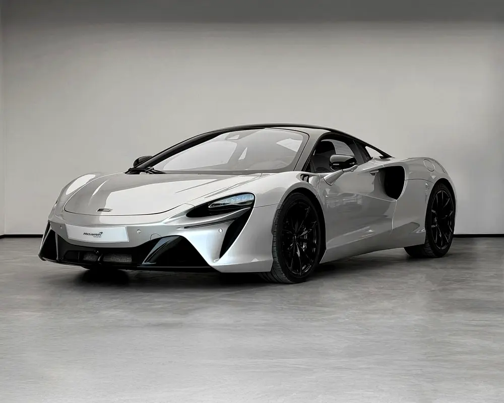 McLaren Artura 2023