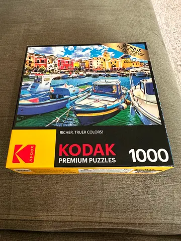 Kodak 1000-piece Premium Jigsaw Puzzle - Boats/Harbour Scene (Like New)